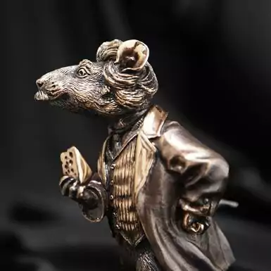 Brązowa statuetka „Szczur” firmy Vizuri