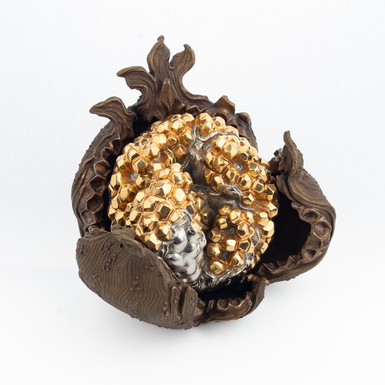 Sculpture "Pomegranate" by Ozyumenko brothers