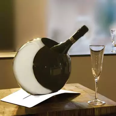 Container for champagne "Magic Ball" by Elleffe Design