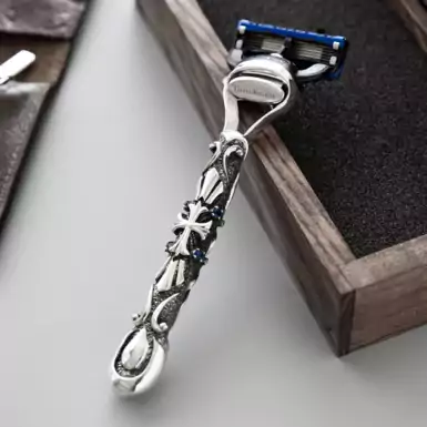Silver razor "Salvation" by Grand Regalia