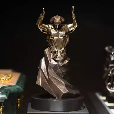 Figurine "Power of the Bull" by Vizuri