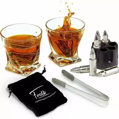 Gift set for whiskey "Premium Style" in a wooden case