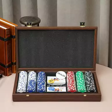 Poker set "Gambler" in a wooden case by Manopoulos, покерний набір покерный набор