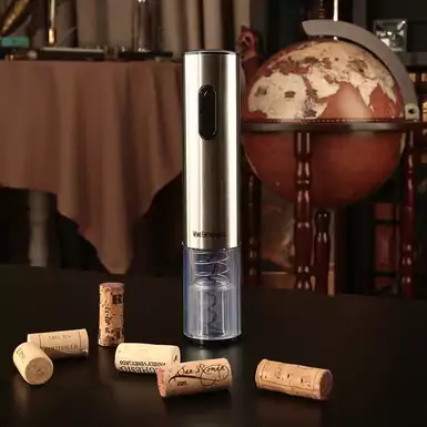 Electric corkscrew "Sommelier" by Wine Enthusiast