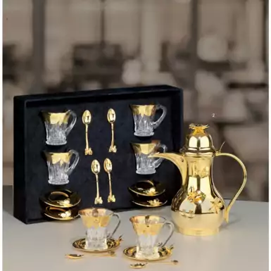 Luxurious tea set by Cre Art
