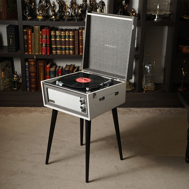 Вініловий програвач "Bermuda Portable Turntable with Bluetooth In/Out Black" від Crosley
