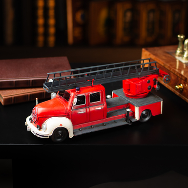 Металлическая модель Magirus-Deutz Mercur Feuerwehr DL 30 1955 года от Nitsche (изготовлено в ретро стиле)