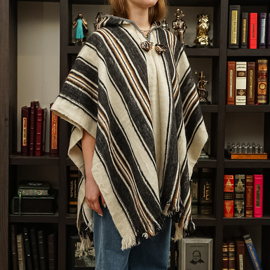 Alpaca wool poncho "Peru"