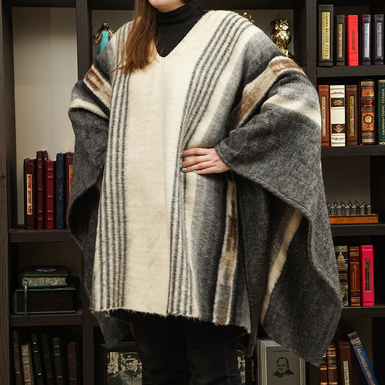 Alpaca wool poncho "Arizona"