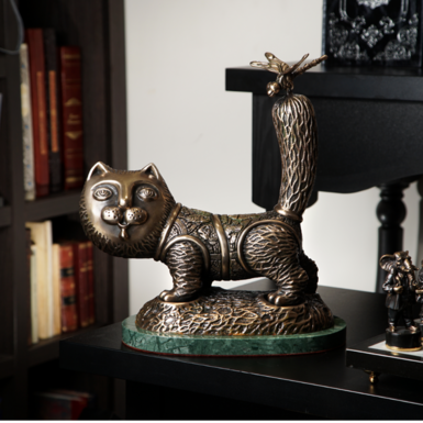 Statuette «Funny cat» made of bronze and marble by Vyacheslav Didkovsky