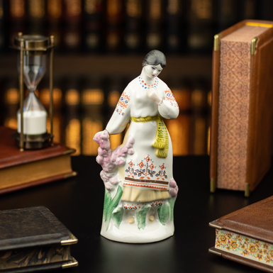 Porcelain figurine "Flower girl", 1958