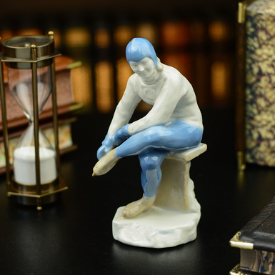 Porcelain figurine "Sportswoman", Polonsky Porcelain Factory