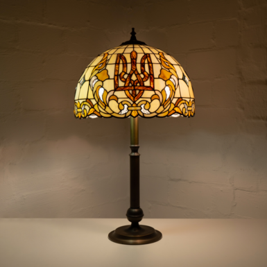 Lamp "Trident" made of stained glass from GLASS ART