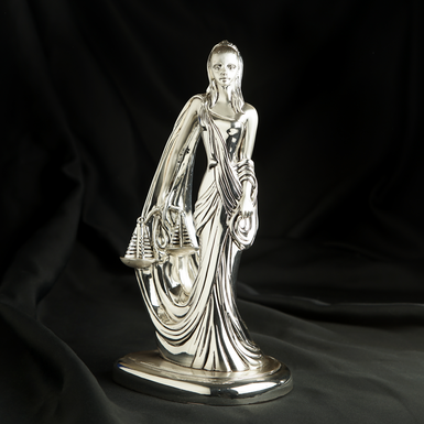 Посріблена статуетка "Themis" від Exetera Argenti
