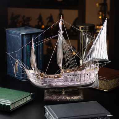Handmade ship figurine "Carakka Santa Maria" by Yevhen Yepur, 1:75