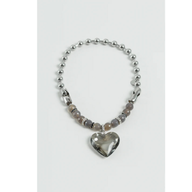 Necklace "MELISSA" with agates and a heart pendant by SAMOKISH