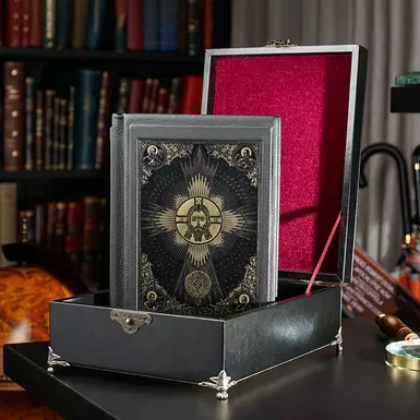 The book "The Bible or the Books of the Holy Scriptures of the Old and New Testaments"