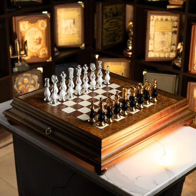 Chess set "Ordo" with wooden board and metal pieces from ITALFAMA