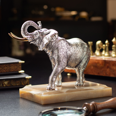 Author's figurine "Elephant" made of polyester resin with silver, onyx stone by Evgeniy Epur