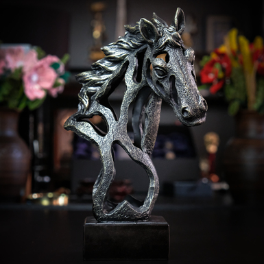 Bronze-plated statuette "Tempesta" by Italfama