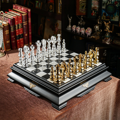 Chess set "Aristocrat" with wooden board and figures with gold and silver plating from ITALFAMA
