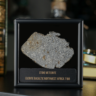 Certified meteorite "Eucrite 7188 EUCT 0006", 17.07 g (Northwest Africa)