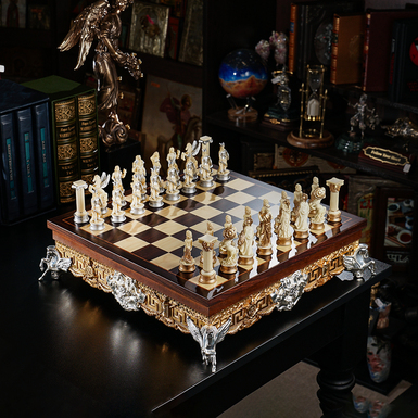 Handmade chess set "Olympus" with wooden board (43x43 cm) and resin figures from ITALFAMA