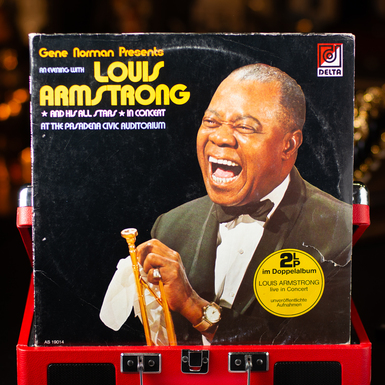 Set of 2 vinyl records Louis Armstrong And His All Stars