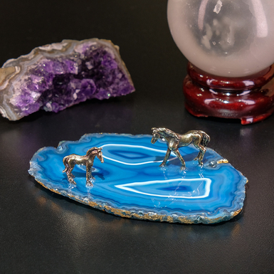 Miniature with two horse figures on a gold-plated agate stand "The rhythm of the wind" (blue)