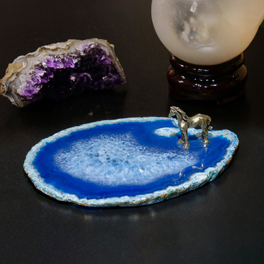 Miniature horse on an agate stand with quartz druse and gold plating "The spirit of space" (blue-blue)