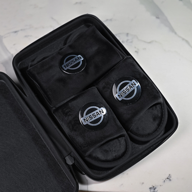 Men's gift set of slippers and a case "Nissan"