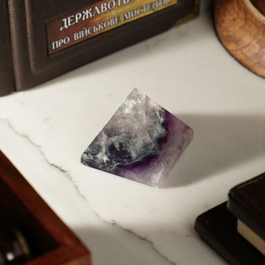 Fluorite Pyramid "Magic" by Stone Art Designe (77 g)