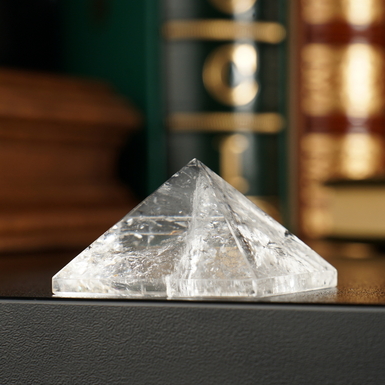 Ice Rock Crystal Pyramid by Stone Art Designe (68 g)