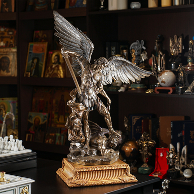 Handcrafted "Archangel Saint Michael" figurine by ITALFAMA