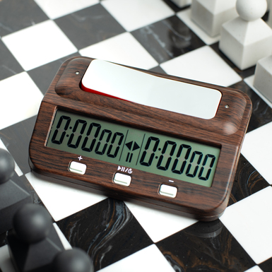 Handcrafted digital chess clock "Vector" by ITALFAMA