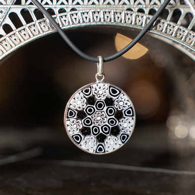 "Elysium" pendant made of Murano glass (Ø 25 mm.)
