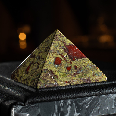 Jasper Pyramid "Natura" by Stone Art Designe (267 g)