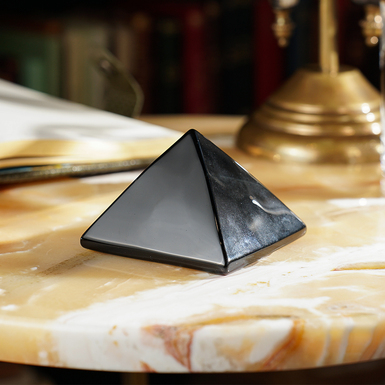 Obsidian Pyramid "Umbra" by Stone Art Designe (285 g)