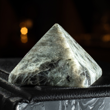 Labradorite Pyramid "Iridesa" by Stone Art Designe (312 g)