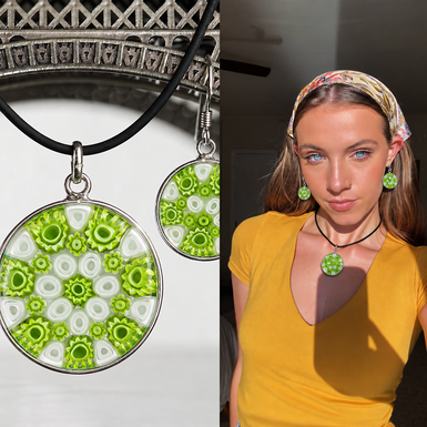 Set of pendant and earrings "Lemongrass" in Murano glass
