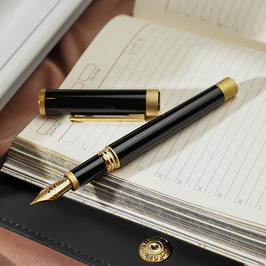 Montegrappa Zero Golden Resin and Stainless Steel Fountain Pen