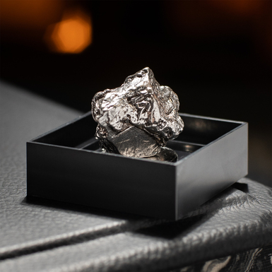 Certified meteorite "Aletai USAI 0078", 21.75 g (China)