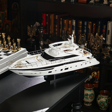 Модель моторной яхты "IMPERIAL PRINCESS" (68 см) от Anchor Power